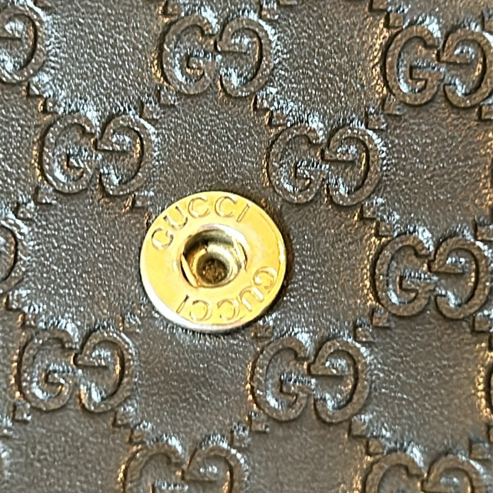 Gucci Microguccissima Black Leather Wallet with Gold Accent - Picture 7 of 12